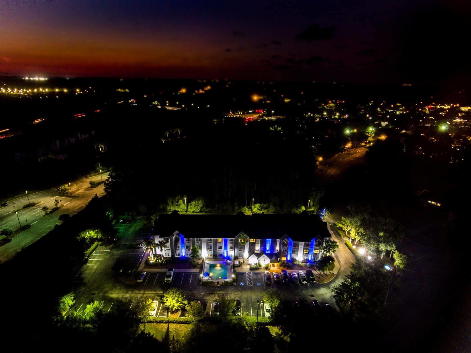 Microtel Inn & Suites By Wyndham Palm Coast I-95 Exterior photo